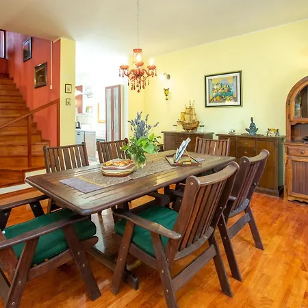 Apartamento House Pola
